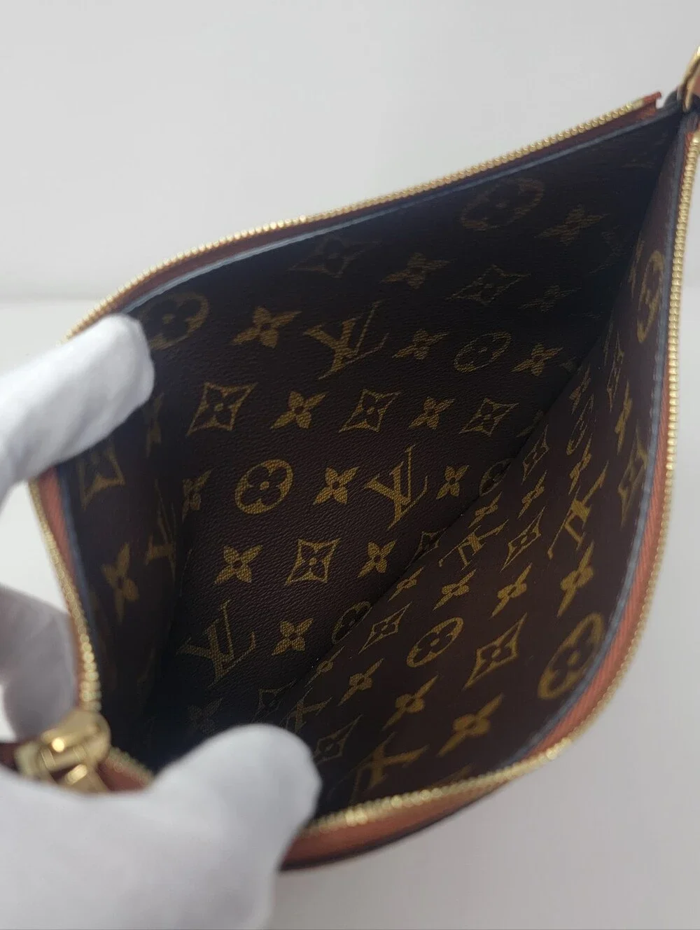 Louis Vuitton Neverfull Inside Out MM Pouch